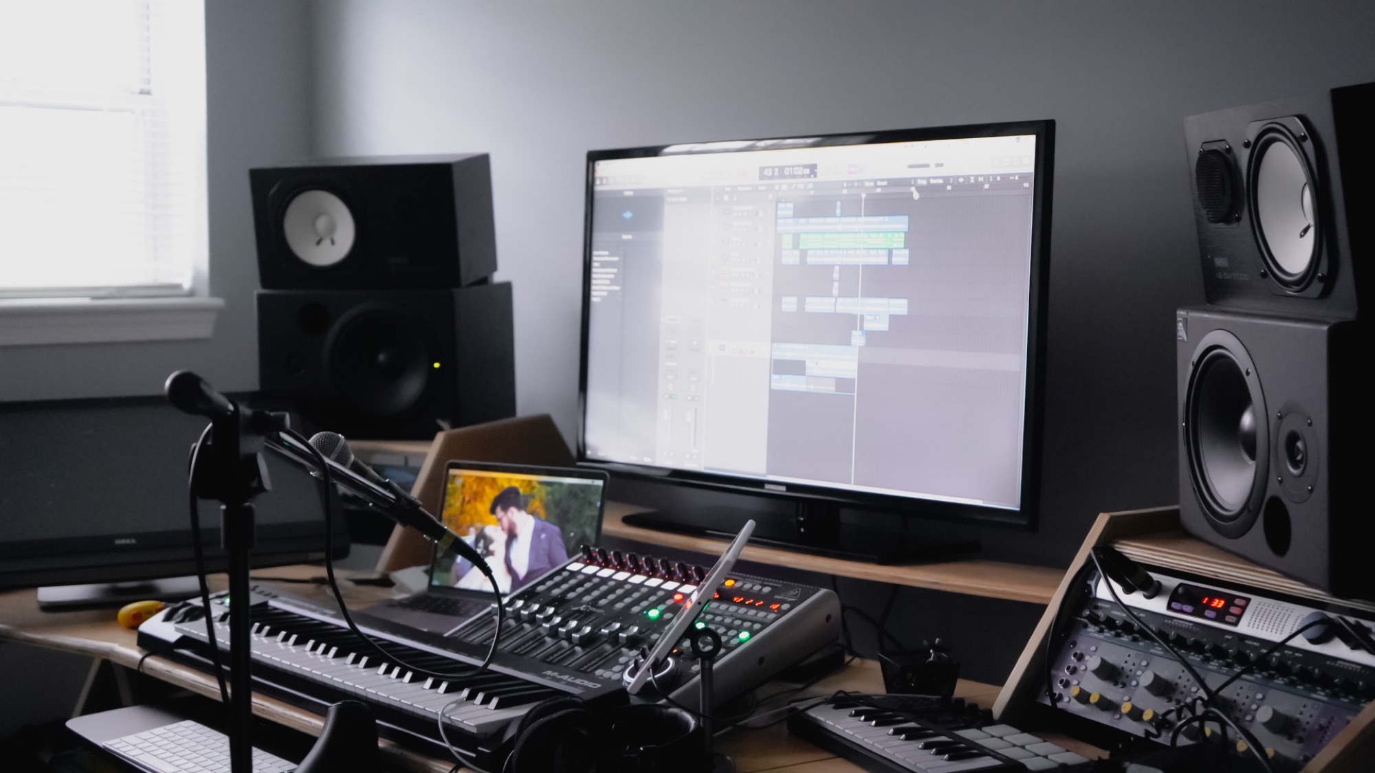 Felipe Paccagnella at a large-format mixing console